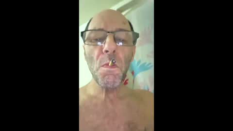 ariesborn418 online show from May 1, 2026, 2:49 am