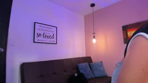  Arianna  online show from March 4, 2025, 6:29 pm