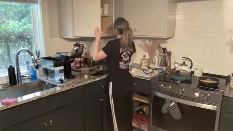 airskiii online show from February 2, 2025, 7:35 pm