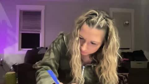 airskiii online show from February 7, 2025, 6:24 am