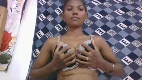 Snapshot of arijakaldy chatting on March 1, 2026, 5:15 pm arijakaldy online show from March 1, 2026, 5:15 pm