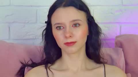 Arinakubrick online show from January 14, 2026, 6:02 pm