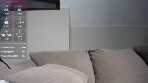 arinamir online show from December 12, 2024, 5:52 am