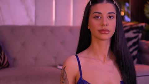 Arina online show from November 1, 2025, 6:32 pm