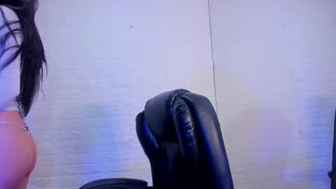 Snapshot of aris_logan chatting on May 9, 2026, 5:12 am aris_logan online show from May 9, 2026, 5:12 am