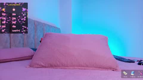 Snapshot of arleth_1 chatting on February 14, 2026, 3:36 am Arleth online show from February 14, 2026, 3:36 am