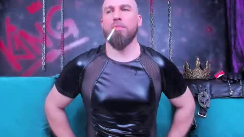 Armando online show from April 7, 2026, 10:09 pm