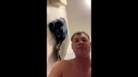 armyskater32 online show from October 22, 2025, 8:19 pm