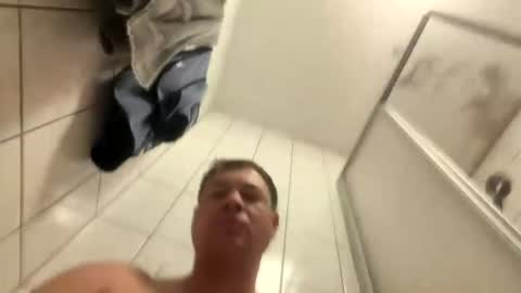 armyskater32 online show from March 1, 2026, 9:33 am