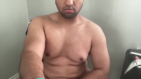 arnicbod online show from March 19, 2026, 10:47 pm