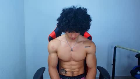 arnold black online show from September 23, 2025, 12:41 pm