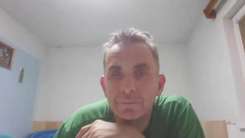 aromannn online show from December 18, 2024, 7:41 pm