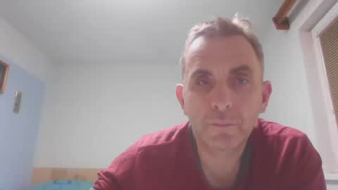 aromannn online show from December 19, 2024, 8:13 pm