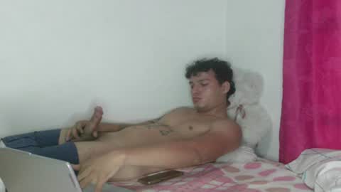 Snapshot of aron_444 chatting on August 3, 2026, 5:16 pm online show from August 3, 2026, 5:16 pm