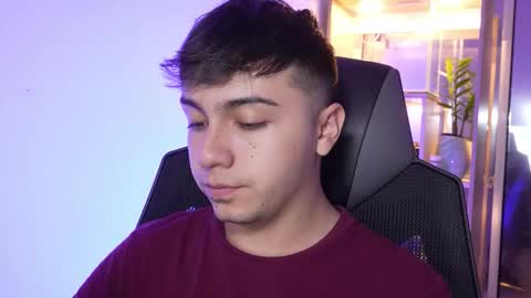 aron__cooper online show from December 1, 2025, 12:04 am