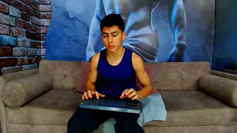 aron_pulse online show from February 13, 2026, 1:51 pm