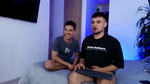 Aron Santoro online show from April 23, 2026, 10:56 pm