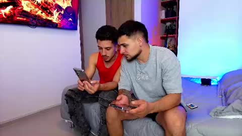 Snapshot of aron_santoro1 chatting on July 18, 2026, 12:26 am Aron Santoro online show from July 18, 2026, 12:26 am