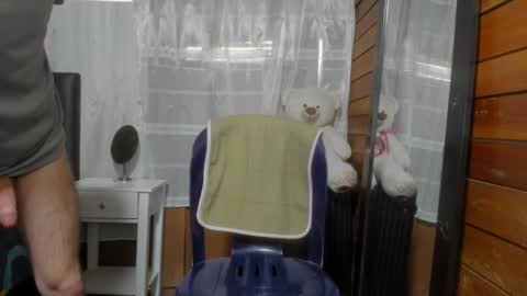 Snapshot of arongfranco chatting on February 25, 2025, 8:51 pm Aron G Franco online show from February 25, 2025, 8:51 pm