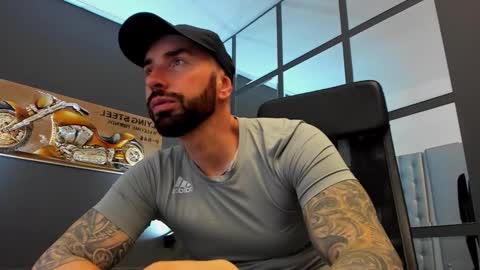 AronGrant online show from November 16, 2025, 10:10 am