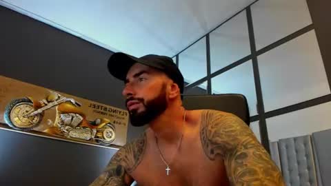 Snapshot of arongrant chatting on July 25, 2026, 8:12 am AronGrant online show from July 25, 2026, 8:12 am