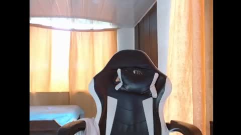 aronmiller online show from November 20, 2025, 7:13 pm