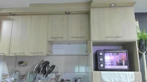 ARON  Independent model  online show from September 27, 2025, 3:11 am