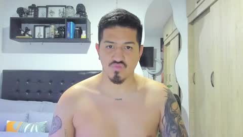 ARON  Independent model  online show from October 18, 2025, 2:36 am