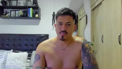 ARON  Independent model  online show from February 28, 2026, 2:56 am