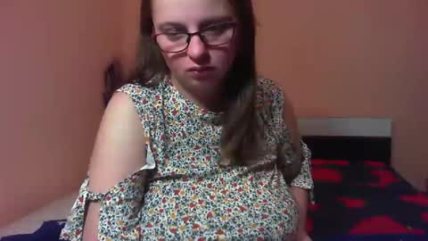 Snapshot of arriana98 chatting on February 7, 2025, 3:12 am Arriana online show from February 7, 2025, 3:12 am