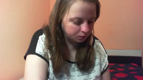 Snapshot of arriana98 chatting on March 4, 2025, 4:27 am Arriana online show from March 4, 2025, 4:27 am