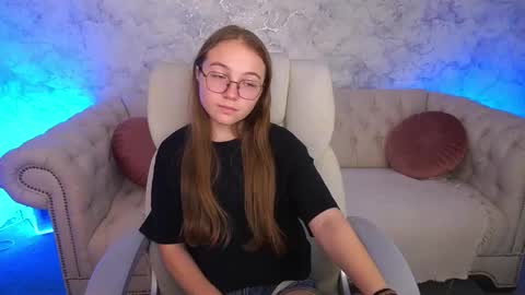 arrinawair online show from September 9, 2025, 8:25 am