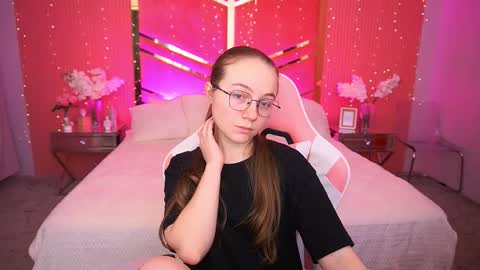 arrinawair online show from February 12, 2026, 9:04 am