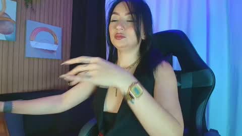    online show from November 29, 2025, 7:28 pm