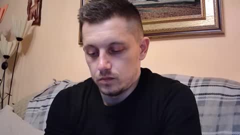 arromwilliam90 online show from April 17, 2026, 10:57 pm