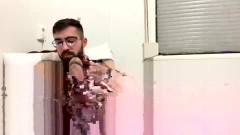 arshia_i online show from October 7, 2025, 7:55 pm