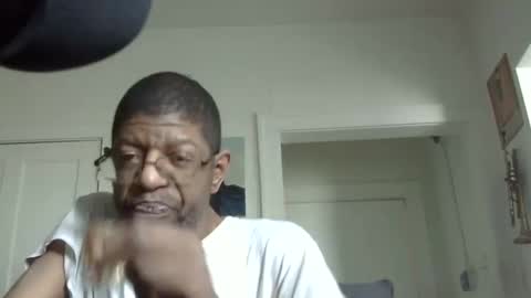 Arteblazze not daddy boy bitch or nigga online show from March 11, 2025, 4:07 pm