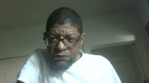 Snapshot of arteblazze chatting on June 24, 2026, 2:05 pm Arteblazze not daddy boy bitch or nigga online show from June 24, 2026, 2:05 pm