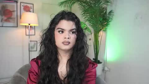 Chloe  online show from November 12, 2025, 9:25 pm