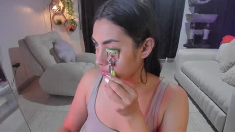 Snapshot of artemis_020 chatting on May 15, 2026, 5:47 am FENIX online show from May 15, 2026, 5:47 am