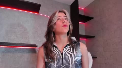 artemisablake online show from February 14, 2025, 7:54 pm