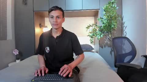 artemisblackwood online show from July 10, 2026, 1:47 pm