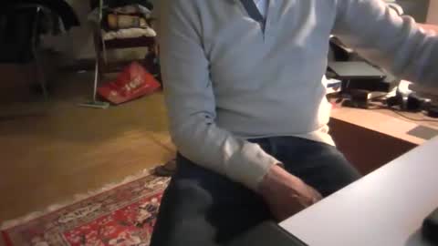 artesian99 online show from November 19, 2025, 6:52 pm