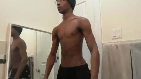 Snapshot of artfulmuscle212 chatting on February 15, 2026, 1:20 pm artfulmuscle212 online show from February 15, 2026, 1:20 pm