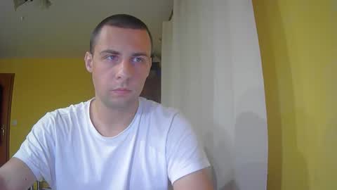 A online show from October 17, 2025, 10:23 pm