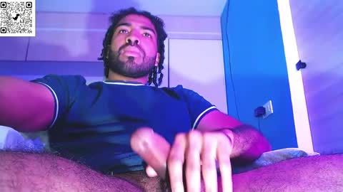 arthur_jamess online show from April 4, 2026, 9:01 pm