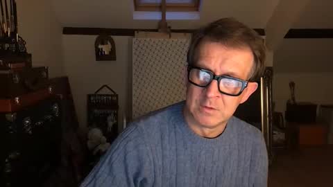 artisterotic online show from February 4, 2026, 4:57 pm