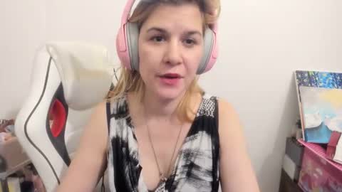 MIA online show from December 1, 2025, 6:13 pm