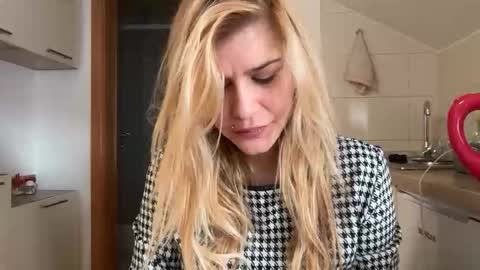 MIA online show from January 17, 2026, 10:31 am