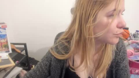 MIA online show from April 18, 2026, 10:41 am